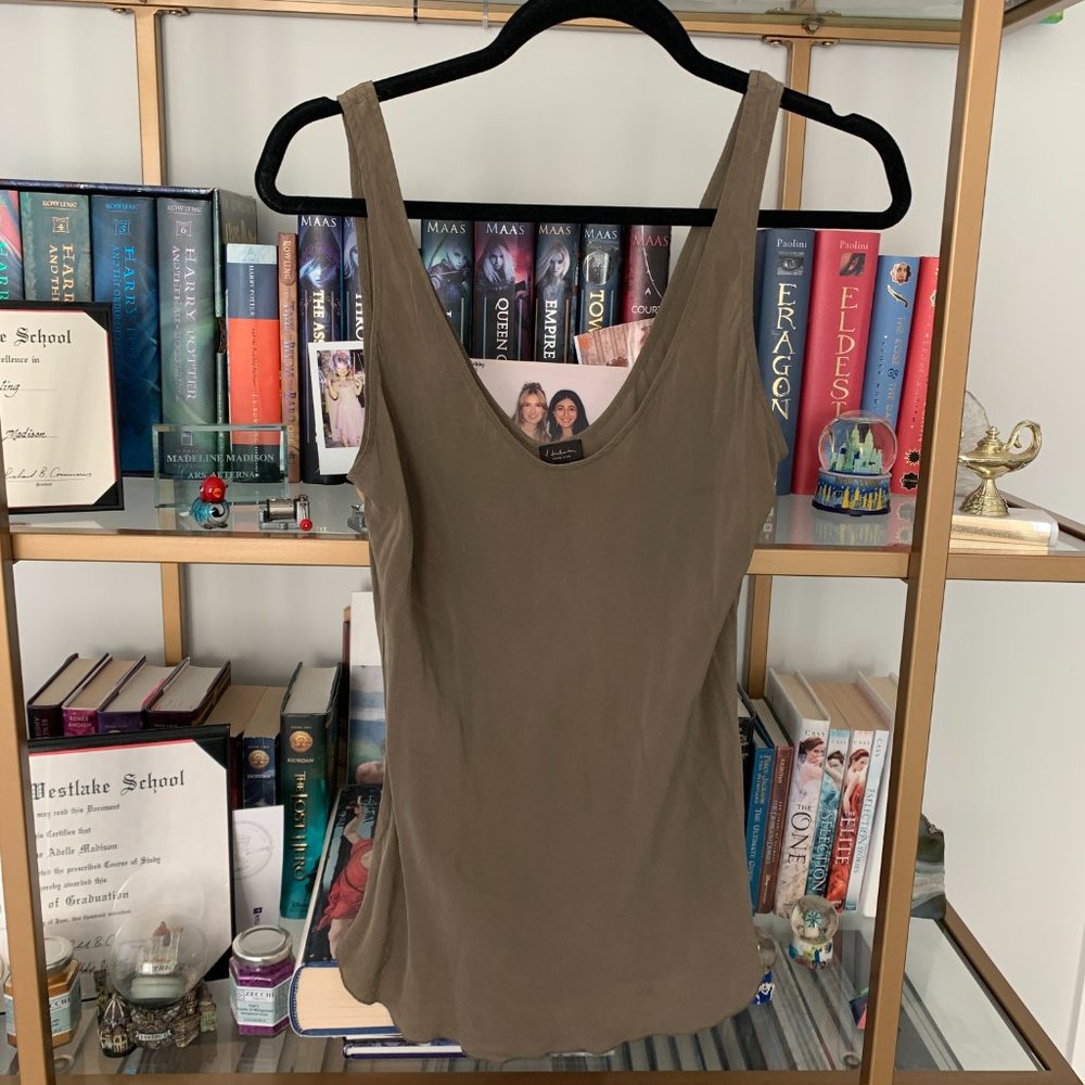 100% Silk Aritzia T. Babaton Tank in Brown Size S